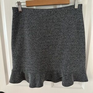 LOFT Skirt Size Small EUC